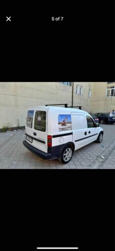 Shitet Pikapi Opel Combo 2011